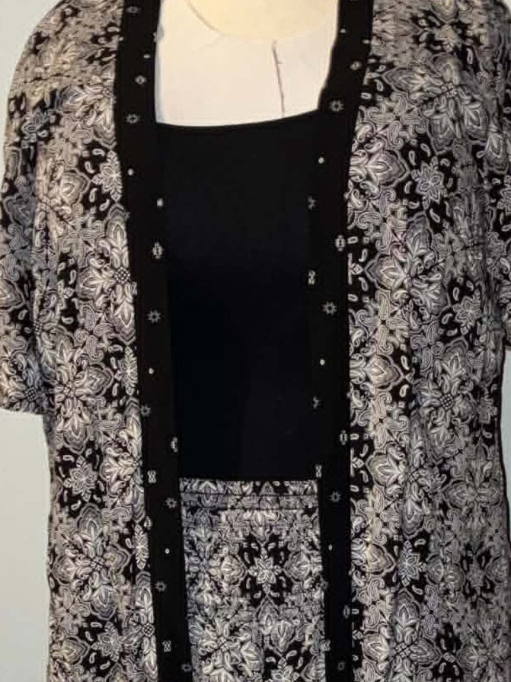 TORRID Geo Black Concert Set — Kimono Size 2 / Pant Size 1T
